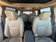 2011 Chevrolet Traverse LT AWD - 7 Passenger - Photo 17