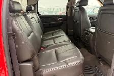 2011 GMC Sierra 1500 SLT Crew Cab 5.3L V8 - Photo 12