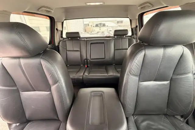 2011 GMC Sierra 1500 SLT Crew Cab 5.3L V8 - Photo 14