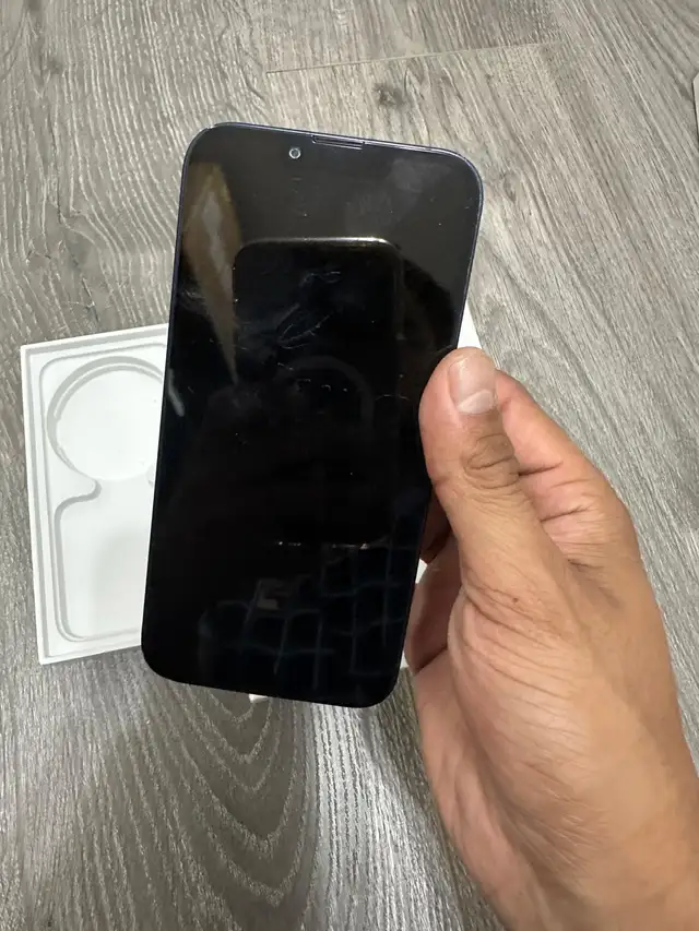 iPhone 13 MINI 512GB - Mint Condition! - Photo 3