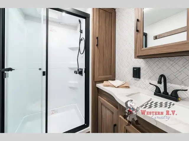 2026 Coachmen RV Freedom Express Ultra Lite 324RLDS - Photo 7