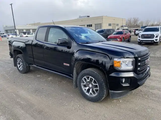 2018 GMC CANYON SLE - Photo 4