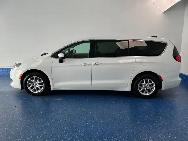 2022 Chrysler Grand Caravan - Photo 8