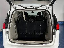 2022 Chrysler Grand Caravan - Photo 9