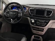 2022 Chrysler Grand Caravan - Photo 14