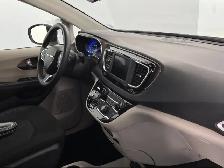 2022 Chrysler Grand Caravan - Photo 15