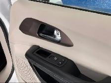 2022 Chrysler Grand Caravan - Photo 18