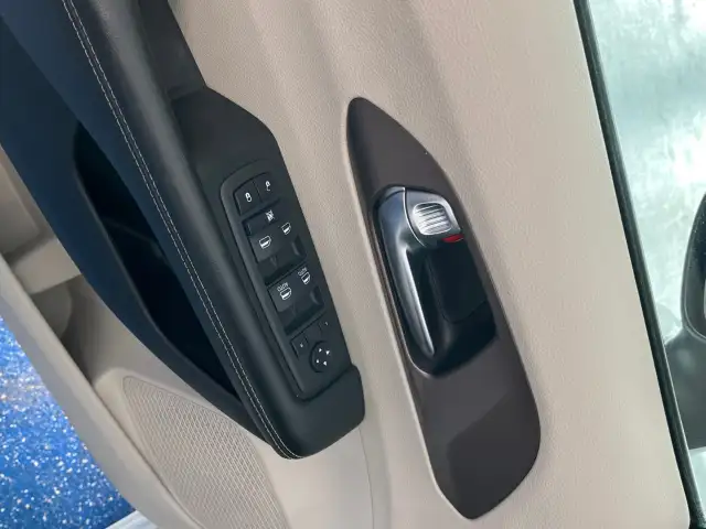 2022 Chrysler Grand Caravan - Photo 22