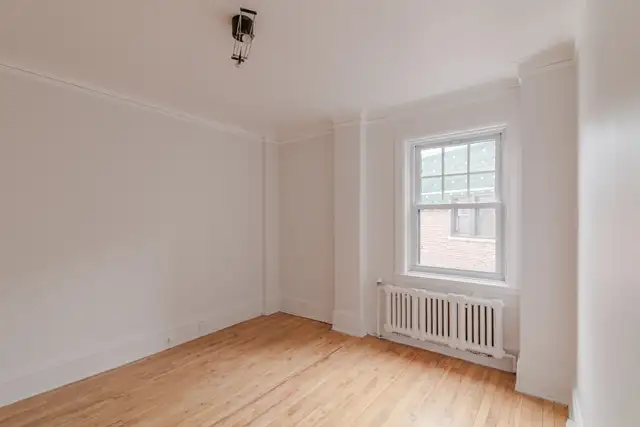 Westmount, Atwater metro, heat and hot water incl. - ID 1909 - Photo 4