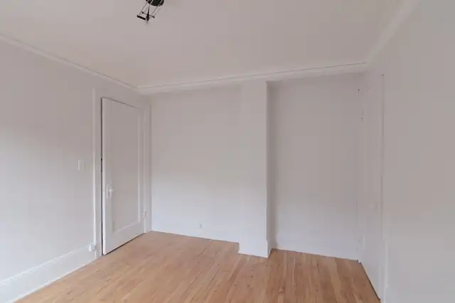 Westmount, Atwater metro, heat and hot water incl. - ID 1909 - Photo 5