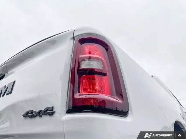 2025 Ram 1500 Sport | Uconnect 5 NAV w/14.4-inch Display - Photo 15