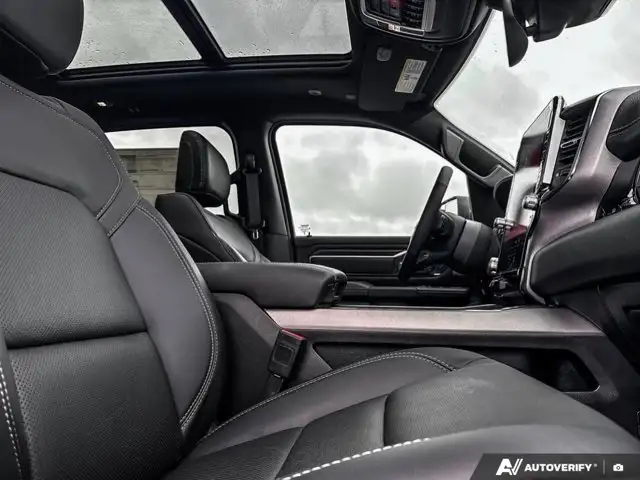2025 Ram 1500 Sport | Uconnect 5 NAV w/14.4-inch Display - Photo 26