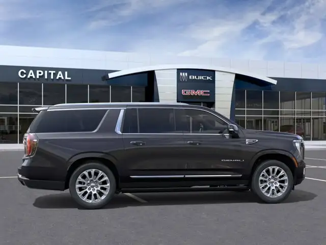 2026 GMC Yukon XL Denali - Photo 6