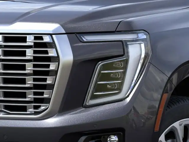 2026 GMC Yukon XL Denali - Photo 10