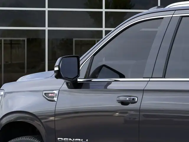 2026 GMC Yukon XL Denali - Photo 12