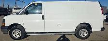 2024 Chevrolet Express Cargo Van - Photo 2