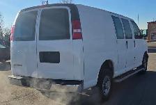 2024 Chevrolet Express Cargo Van - Photo 5