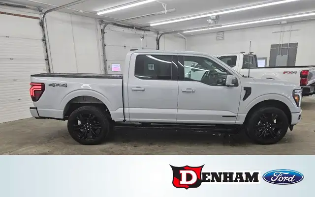 LARIAT, 3.5L, HYBRID, LOW KM, HEADS UP DISPLAY, 360 CAMERA - Photo 3