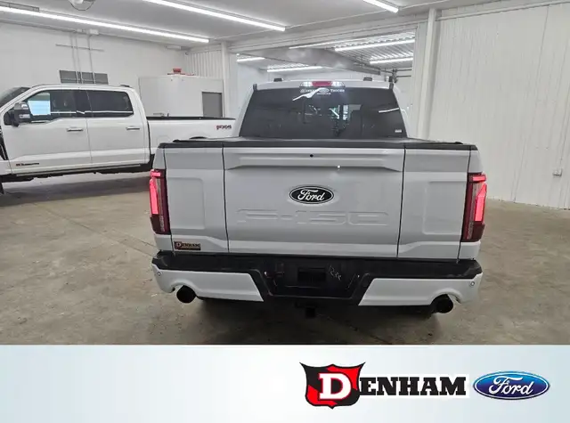 LARIAT, 3.5L, HYBRID, LOW KM, HEADS UP DISPLAY, 360 CAMERA - Photo 4