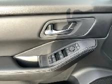 2024 Nissan Rogue SV Moonroof - Photo 11