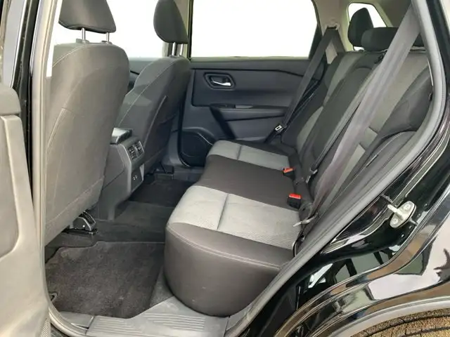 2024 Nissan Rogue SV Moonroof - Photo 16