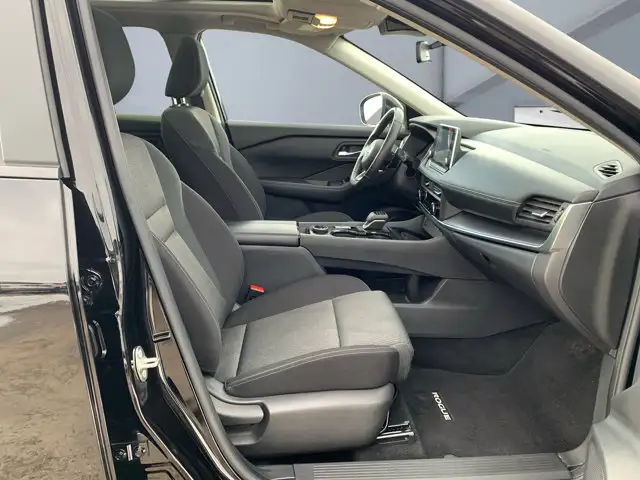 2024 Nissan Rogue SV Moonroof - Photo 17