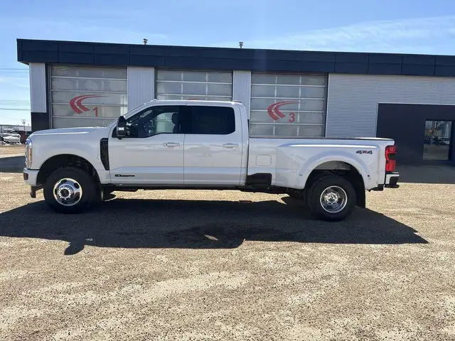 2026 Ford F-350 Super Duty DRW PLATINUM 8' Box 723A - Photo 4