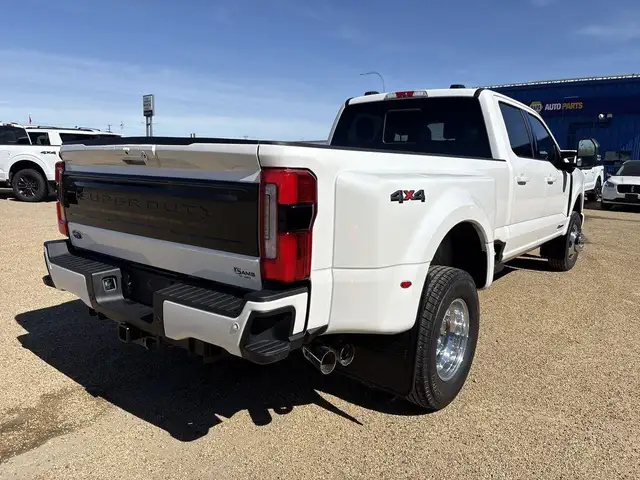 2026 Ford F-350 Super Duty DRW PLATINUM 8' Box 723A - Photo 8