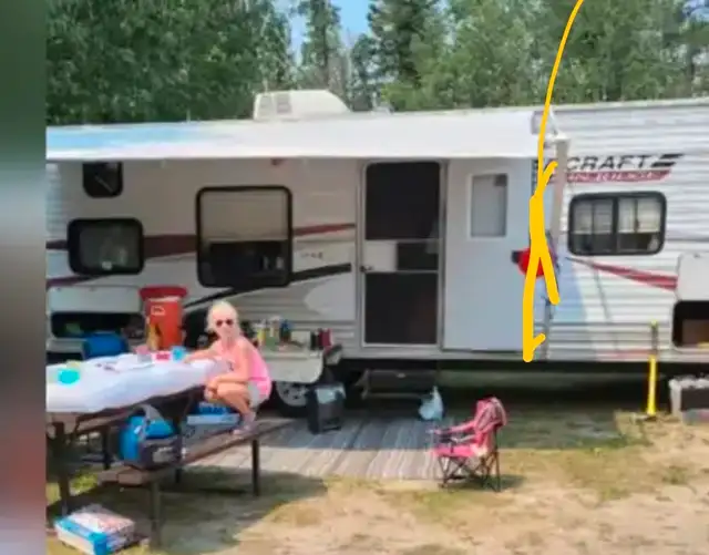 2011 starcraft camper - Photo 2