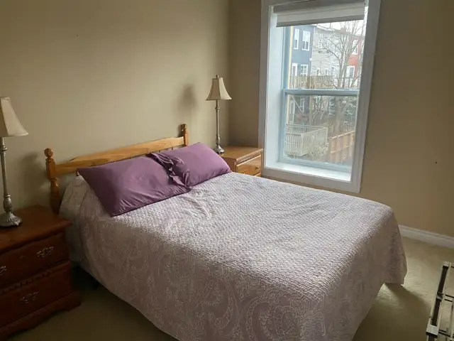 TO RENT: DOWNTOWN ROOM WITH A VIEW - Photo 4
