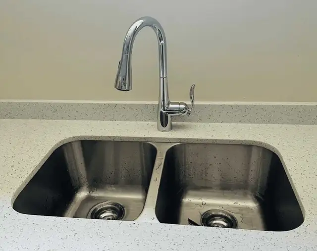 Toilet Installation&Handheld Bidets - Photo 3