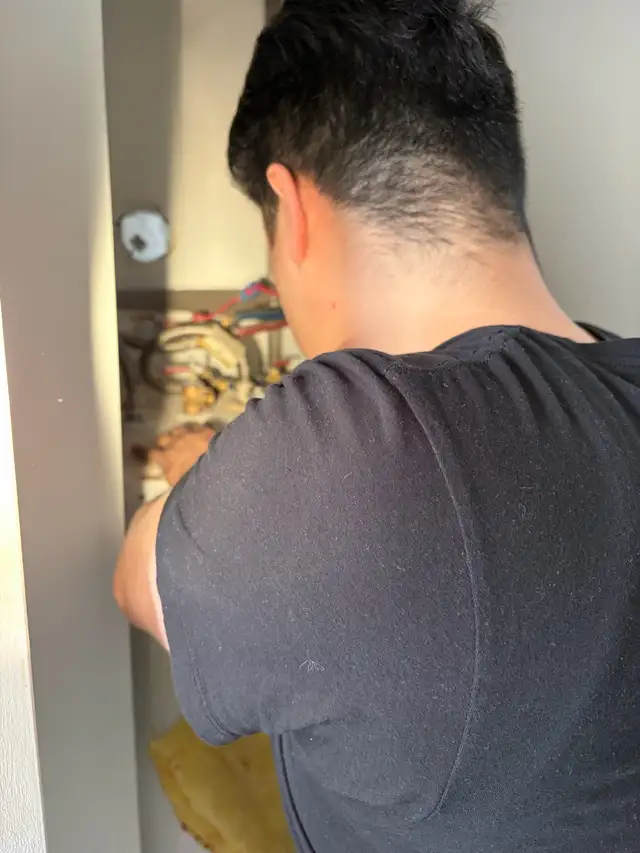 C H A U F F E  E A U  MONTREAL  I N S T A L L A T I O N - Photo 2