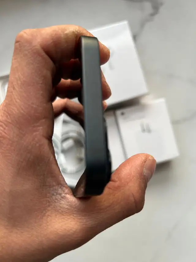 iPhone 14 256gb Airpods/Adapter/Delivery - Photo 7