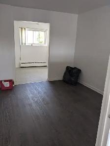 Beau grand 3 ½ /MAI/ en face du Métro Laurier - Photo 4