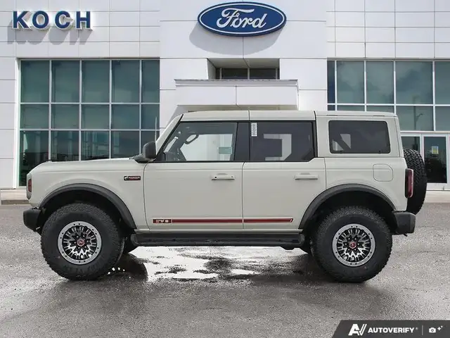 2026 Ford Bronco Outer Banks 60th Anniversary Edition - Photo 3