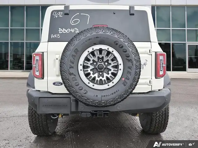 2026 Ford Bronco Outer Banks 60th Anniversary Edition - Photo 6