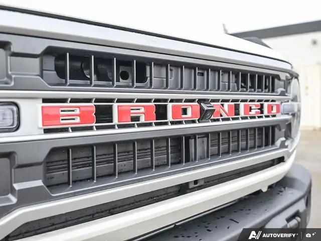 2026 Ford Bronco Outer Banks 60th Anniversary Edition - Photo 10