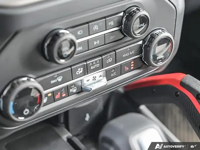 2026 Ford Bronco Outer Banks 60th Anniversary Edition - Photo 21