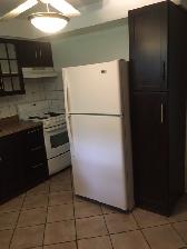 Lasalle: Beau 3 1/2 semi sous-sol,4 électros ,Juillet - Photo 6