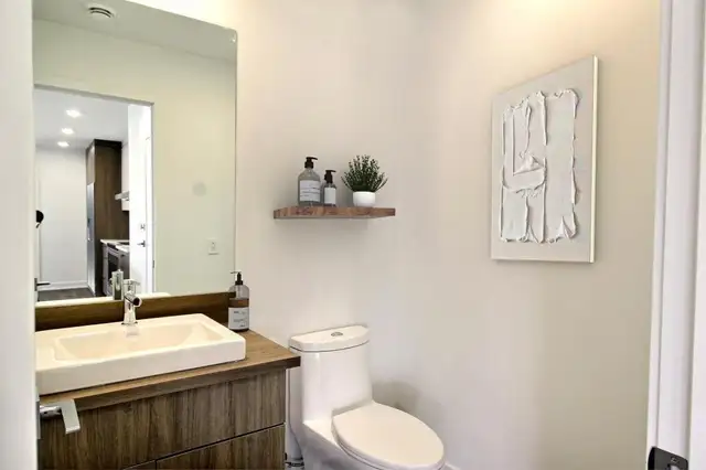 SAINT-LUC:  1471 rue Bernier . Luxueux 4.5 pieces avec garage - Photo 14