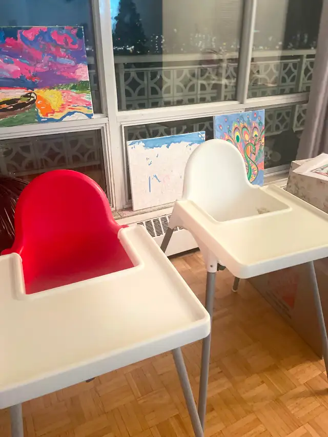 HIGH CHAIRS – MUST GO