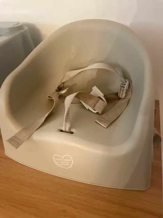 BOOSTER  FEEDING SEATS – MUST GO THIS WEEK - Photo 5