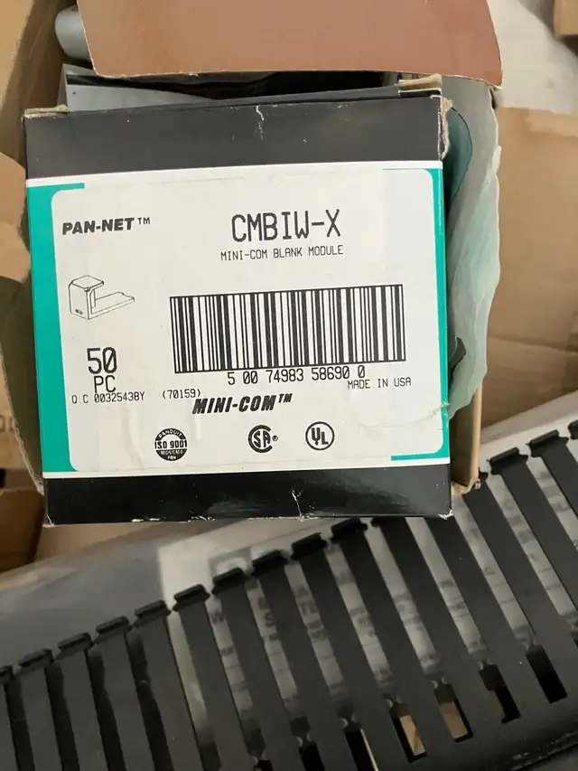 Data and communications - Photo 4