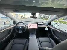 2022 Tesla Model Y 7 seater - Photo 3