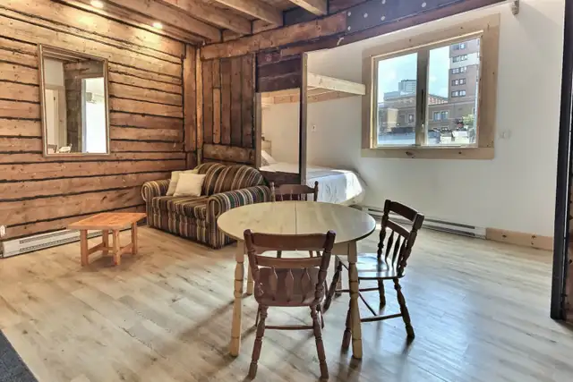 STUDIO MEUBLE-TOUT INCLUS EN CENTRE VILLE - Photo 5