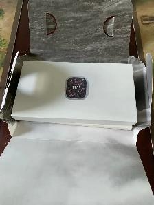 BNIB Apple Watch - Photo 6