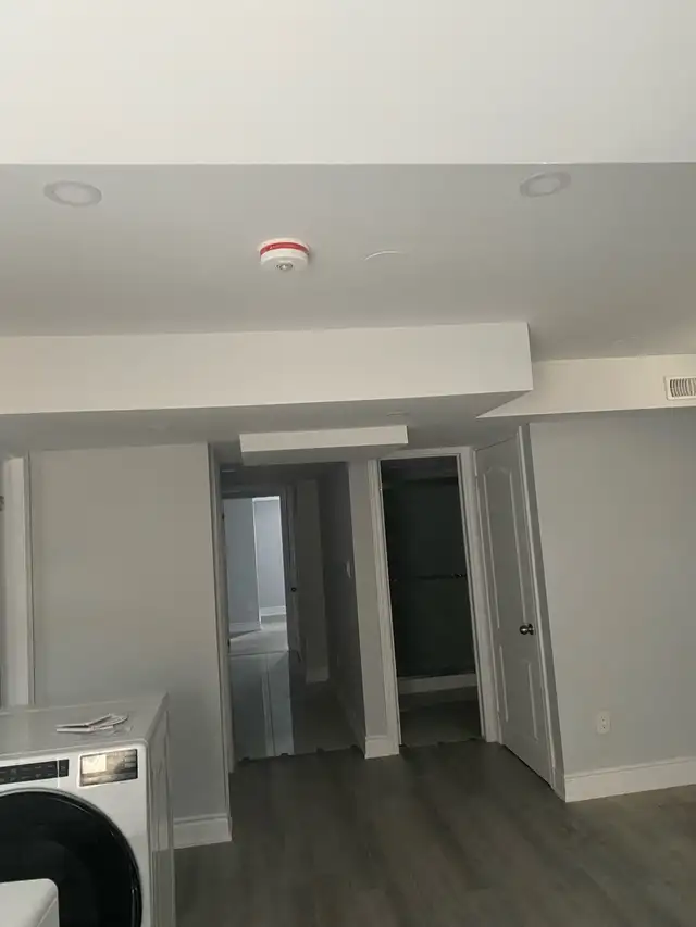 2 bedrooms Basement for rent - Photo 4
