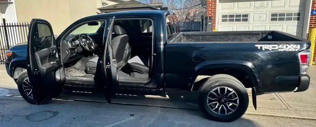 2021 TOYOTA TACOMA 4 DOORS FOR $28500