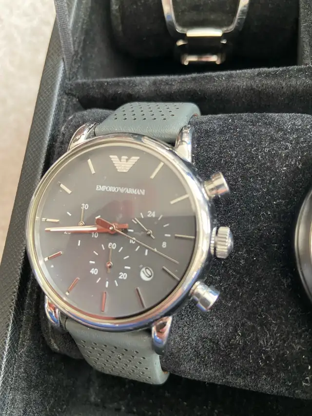 Ladies Gucci watch, Men’s 2 Emporia Armani watches - Photo 2