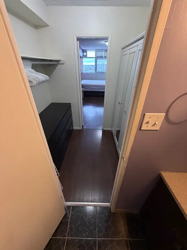 Private room for rent Finch & Warden Condominium - Photo 4